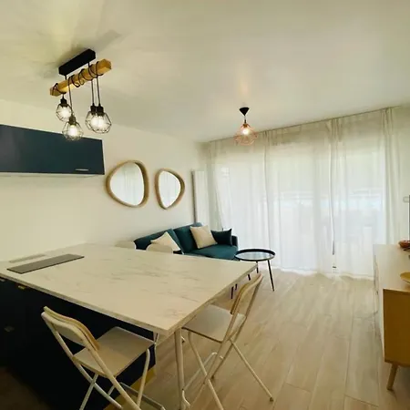 T2 Terrace On The Ground Floor-pool-golf-park * Ciboure