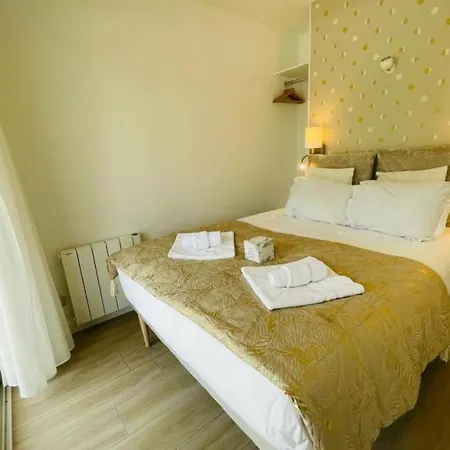 T2 Terrace On The Ground Floor-pool-golf-park *